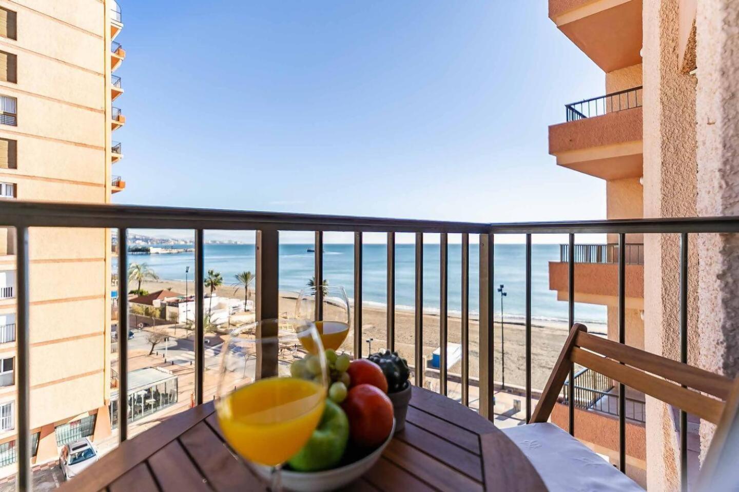 Cyv 1 Bed 1 Bath Beach View Фуэнхирола Экстерьер фото